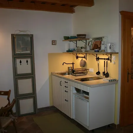 Heregi Eden Vendeghaz * Hereg