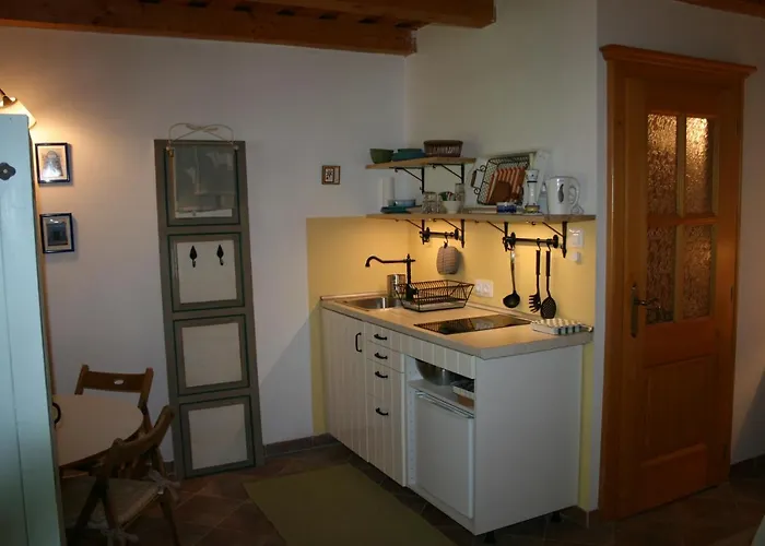 Heregi Eden Vendeghaz * Hereg